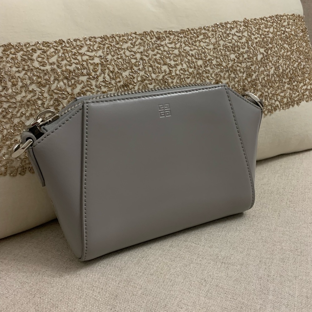 Givenchy Antigona Nano Zip Satchel Bag